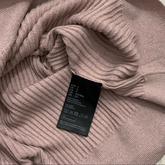 H&M Rib-Knit Sweater - Picture 4 of 4